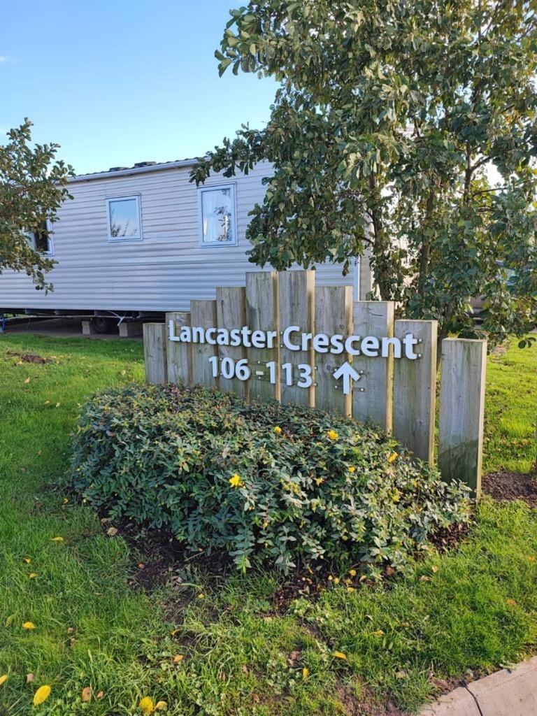 Luamar Holidays- Tattershall Lakes - Lancaster Crescent Hotell Eksteriør bilde